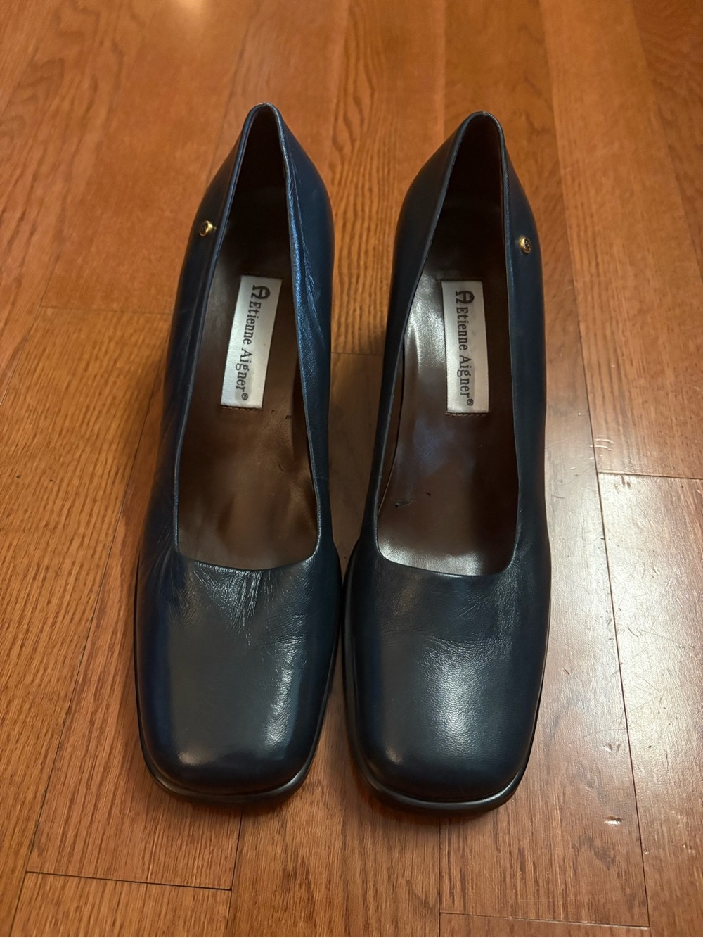 Etienne Aigner Dark Navy Leather Square-Toe Pumps. Size 9